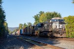 NS 4006 leads a manifest east at Cove